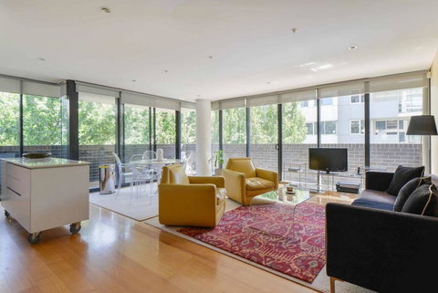 HAZEL Chapel St Socialite. Pool, Spa & Gym - Sydney Tourism 0