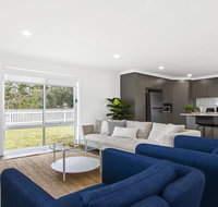 Heartland and Burrows - 450m to beach - Sydney Tourism