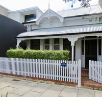 Heritage Luxury 3BR Cottage on Halifax - Sydney Tourism
