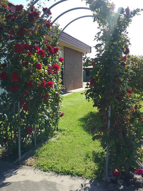 Heywood Motor Inn - Sydney Tourism 1