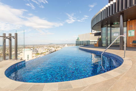 High Life Central With Pool And Car Park - Sydney Tourism 1