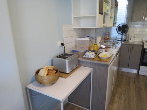 Highfield Private Hotel - Sydney Tourism 1