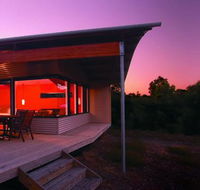Hilltop Studios - Sydney Tourism