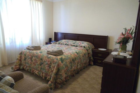 Hillview B & B Forbes - Sydney Tourism 2