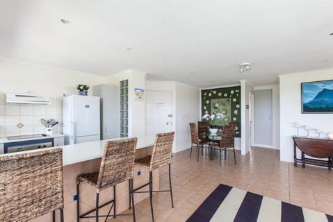 Home Away From Home With Sweeping Ocean Views - Unit 12, 60 Peregian Esplanade - Sydney Tourism 3