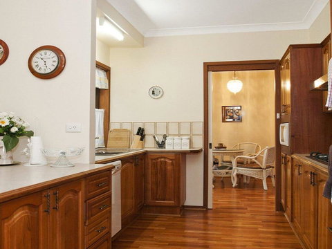 Hope - Country Farm Stay For Large Groups - Sydney Tourism 3