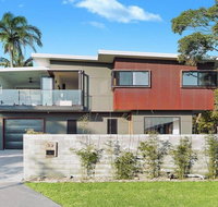Horizons at Currarong - architecturally designed beach house - Sydney Tourism