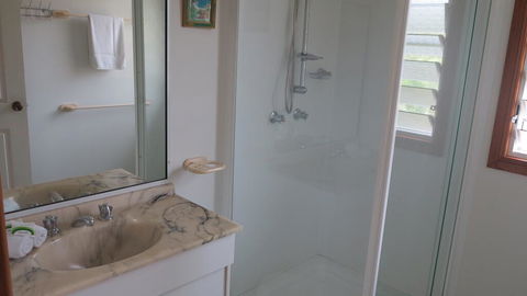 Island Magic - Townhouse No.1 - Sydney Tourism 2