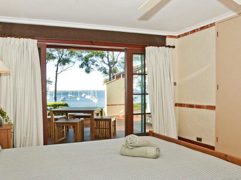 Izba - Mediterranean Style Hideaway - Sydney Tourism 3