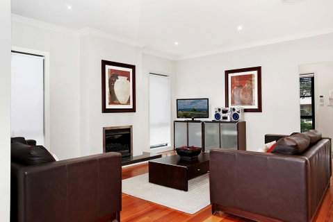 Jacarandas Parkview - Sydney Tourism 3