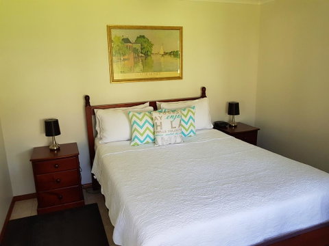 Jervis Bay Blue - Vincentia - Sydney Tourism 3