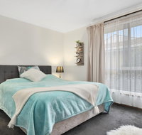 Josie Villa - Beautiful West Burnie Long or short term