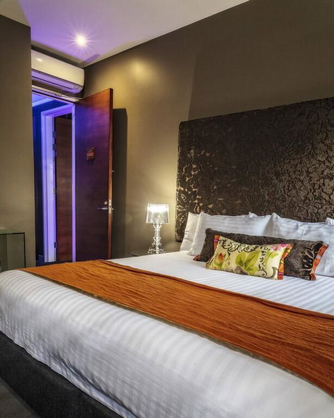 Junction Hotel - Sydney Tourism 3