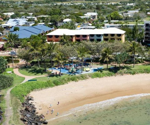 Kacy's Bargara Beach Motel - Sydney Tourism 0