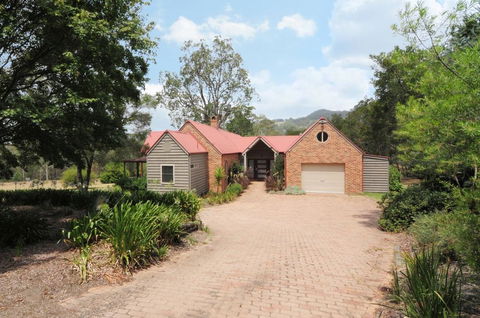 Kangaroo Valley House - Contemporary Luxury! - Sydney Tourism 1