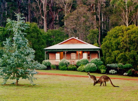 Karri Valley Chalets - Sydney Tourism 0