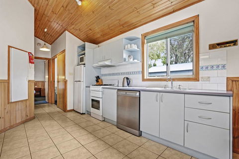 Kendalls Beach Holiday Park - Sydney Tourism 2