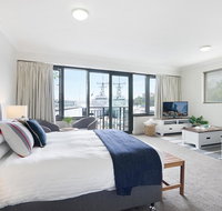 King size studio with water view walk to the city - Sydney Tourism