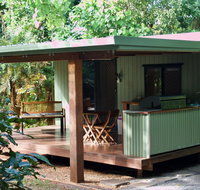 Kingfisher Cabin - Sydney Tourism