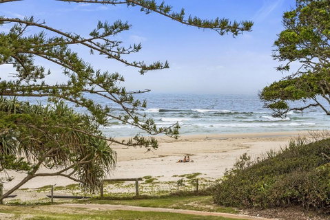 KINGSCLIFF NOR NOR EAST 101 ON MARINE PARADE - Sydney Tourism 0