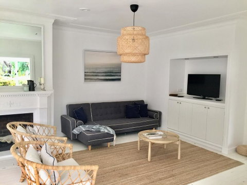 Kookaburra House, Newport - Sydney Tourism 2