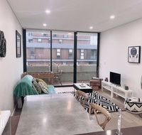 KOZYGURU WATERLOO KOZY 2 BED APT 10MIN TO CBD NWA005-2402 - Sydney Tourism