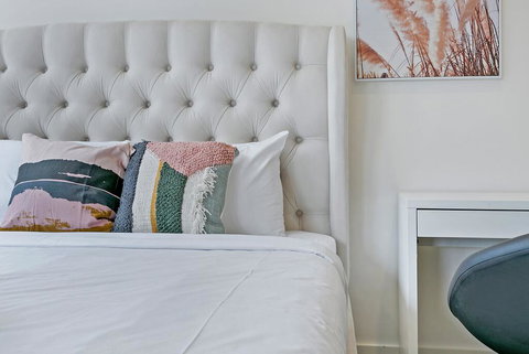 KOZYGURU ZETLAND COSY 3 BEDROOM APT EAST VILLAGE NZE906-1413 - Sydney Tourism 1