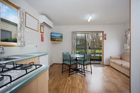 Lake Hamilton Motor Village And Caravan Park - Sydney Tourism 1