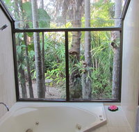 Lake Russell Luxury Retreat - Sydney Tourism