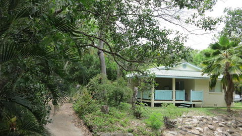 Lana's Cottage - Arcadia - Sydney Tourism 0