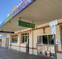 Leeton Hotel - Sydney Tourism