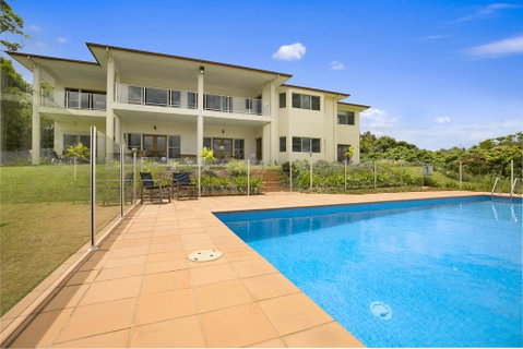 Lemon Grove - Sydney Tourism 2