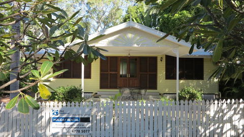 Lemonade 18 Hayles Avenue Arcadia - Sydney Tourism 0