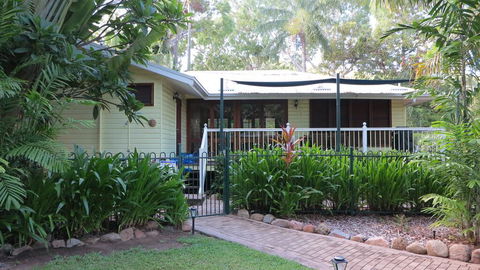 Lemonade 18 Hayles Avenue Arcadia - Sydney Tourism 1