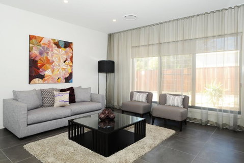 Lewis Street Apartments By Kirsten Serviced Accommodation - Sydney Tourism 3
