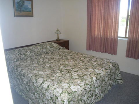 Light, Airy 1st Floor Unit - Marbrin Close, Bellara - Sydney Tourism 2