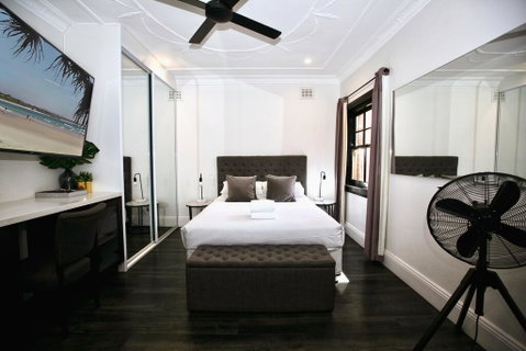 Lux & Quiet Apartment In, Potts Point - Sydney Tourism 1