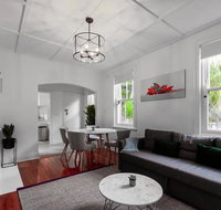 Luxurious Historic Home with Harbour Bridge Views - Sydney Tourism