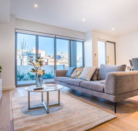 Luxurious Townhouse With Natural Light In Rosebery - Sydney Tourism