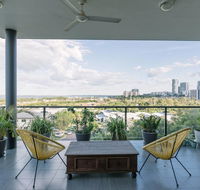 Luxury  Location - Sea Views with Modern Class  - Sydney Tourism