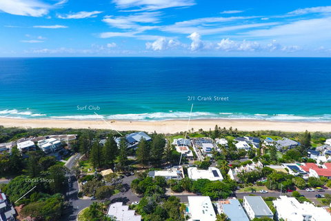 Luxury Beachside Apartment - Sydney Tourism 3