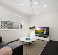 Luxury Home close to Sleemans QE2 Hospital  Griffith Uni - Sydney Tourism