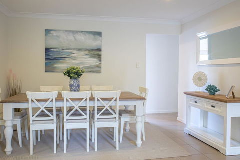 Luxury Home Noosaville, WIFI, Netflix, Location, Shops - Sydney Tourism 3