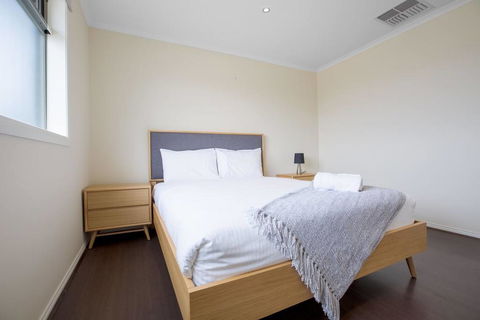 Magnificent Lux Stay@Mont Albert 4BR/WIFI/Garage - Sydney Tourism 2
