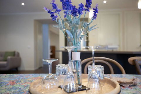 Magnificent Lux Stay@Mont Albert 4BR/WIFI/Garage - Sydney Tourism 1
