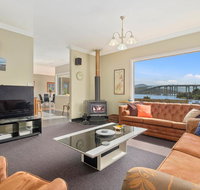 Manfield City Waterfront View Cottage - Sydney Tourism