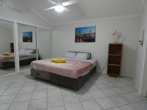 Maroochy River Apartment - Sydney Tourism 3