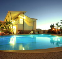 Mayfair Motel