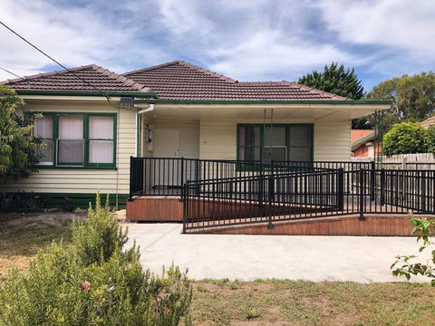 Melbourne Short Stay - Clayton Station, Monash Uni, Hospital - Sydney Tourism 0
