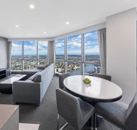 Meriton Suites Adelaide Street - Sydney Tourism